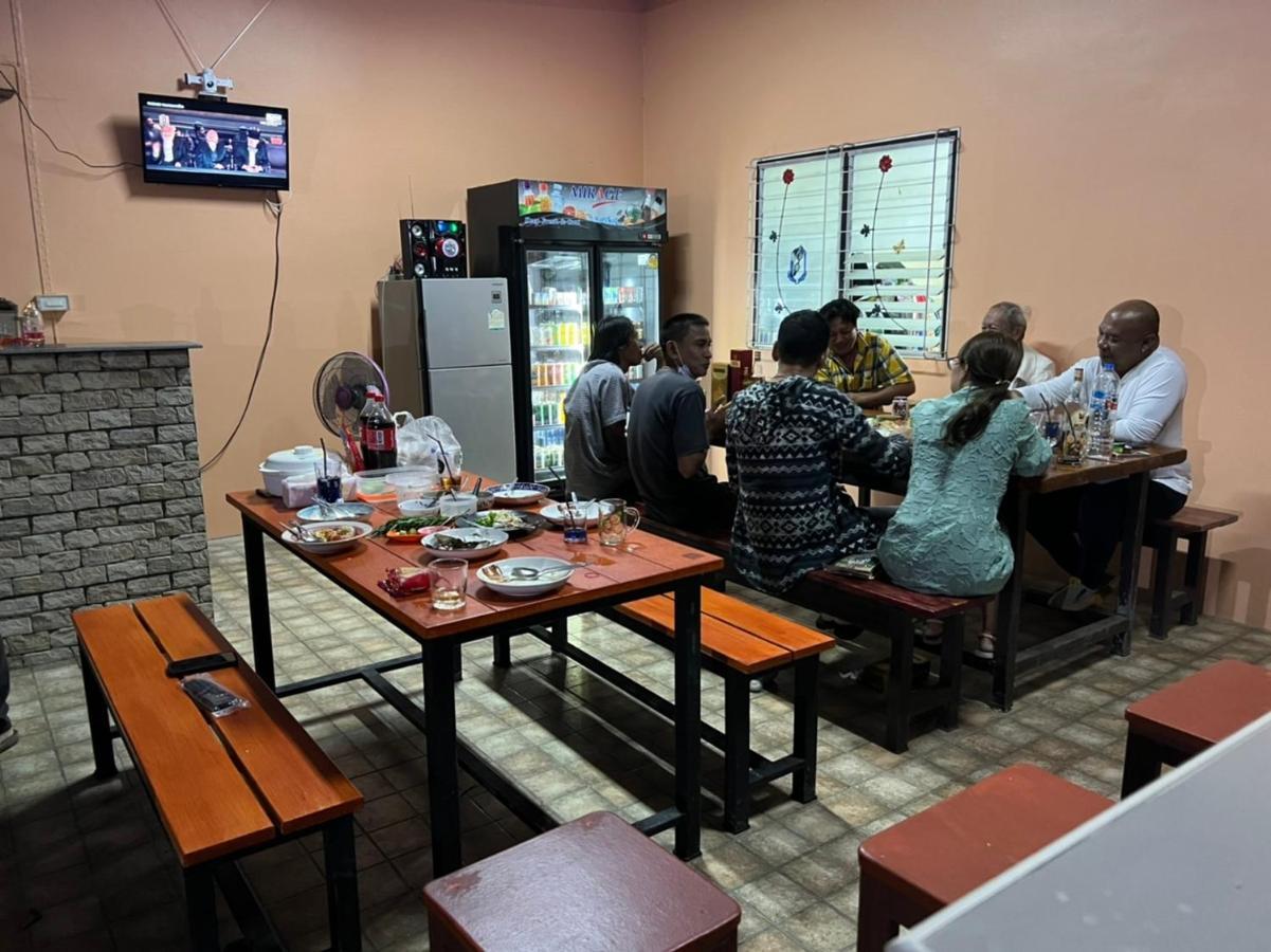 Rung Inn Homestay Ranong Exterior foto